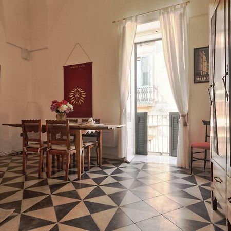 Slow Lecce - Old Town Apartment Sit Eksteriør billede