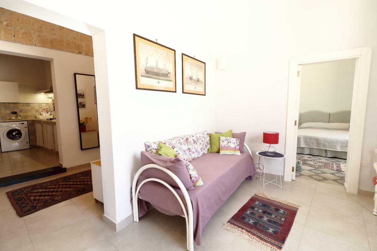Slow Lecce - Old Town Apartment Sit Eksteriør billede