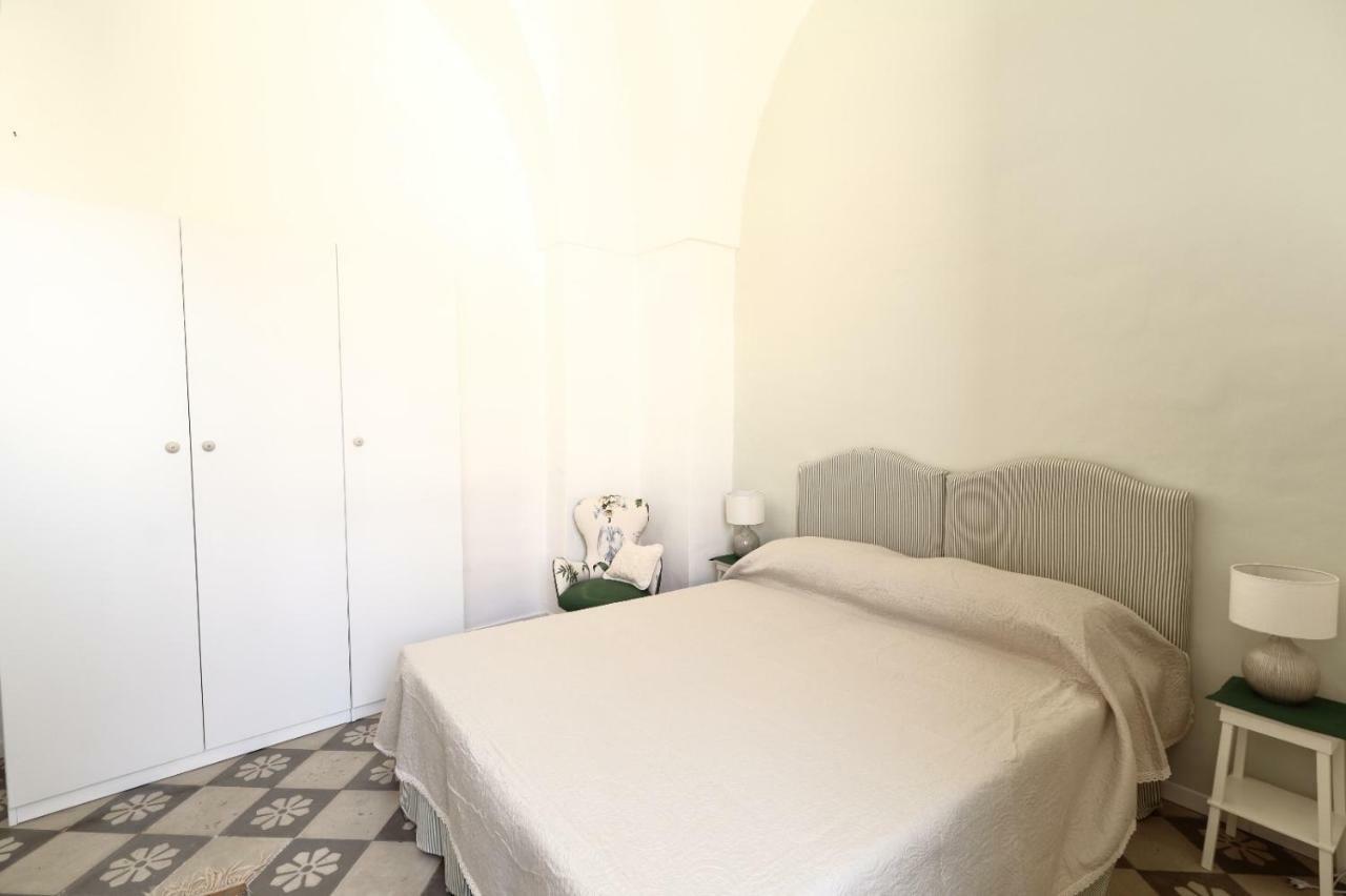 Slow Lecce - Old Town Apartment Sit Eksteriør billede